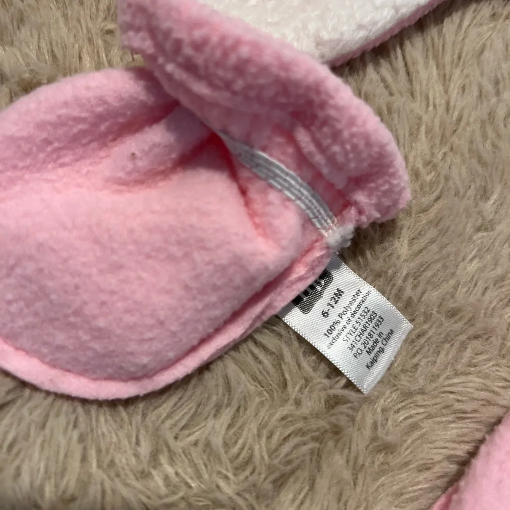 🔆 Bundle items 6 for $30 HB Baby Girl Matching Hat And Mittens